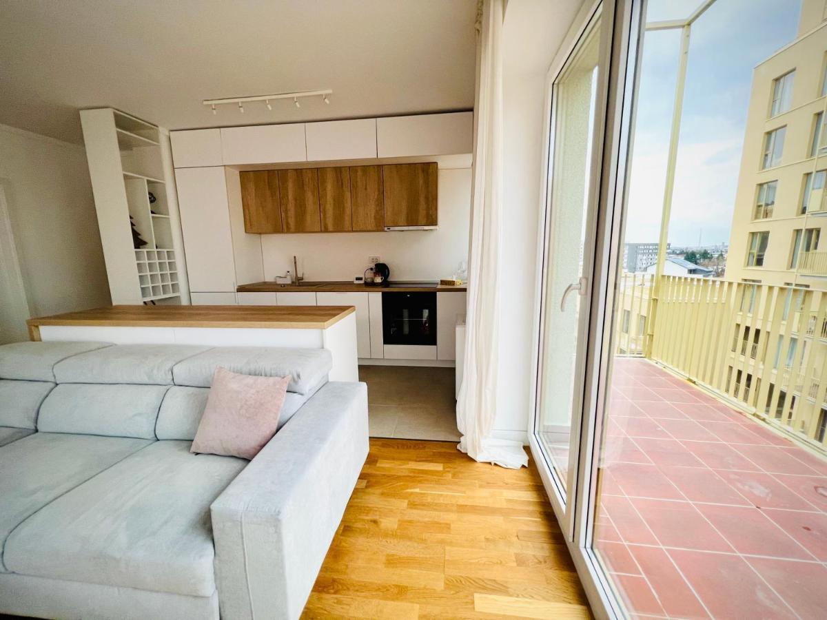 Exquisite - Two Bedroom Apartment Bukarest Exterior foto