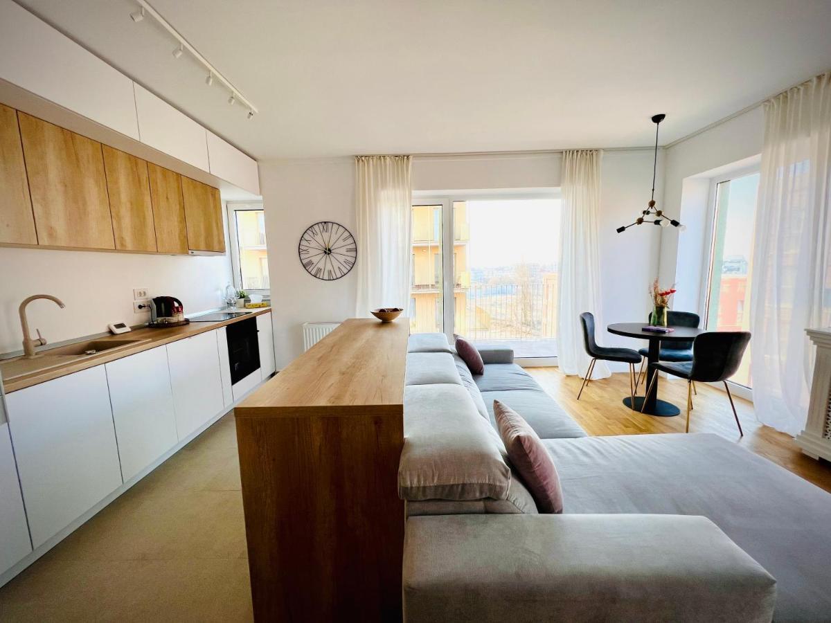 Exquisite - Two Bedroom Apartment Bukarest Exterior foto