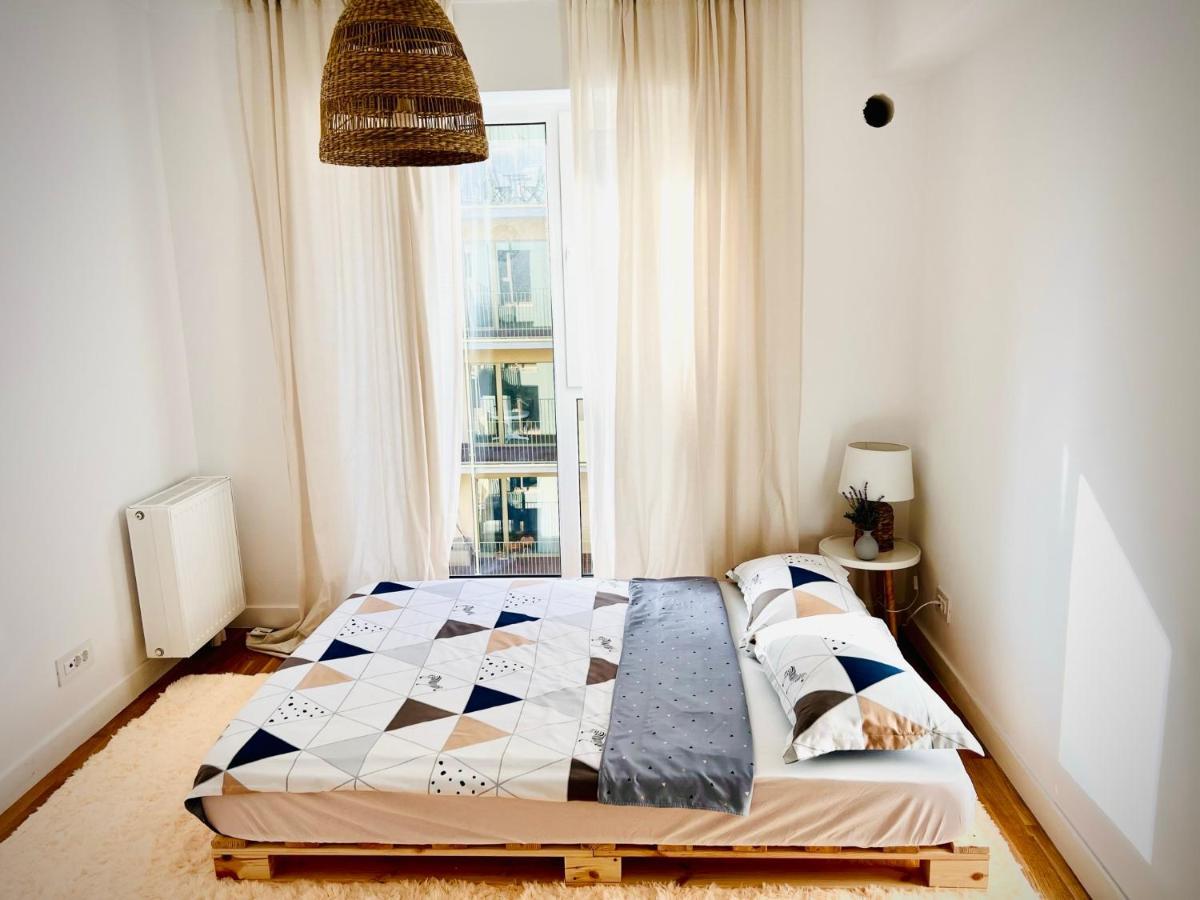 Exquisite - Two Bedroom Apartment Bukarest Exterior foto